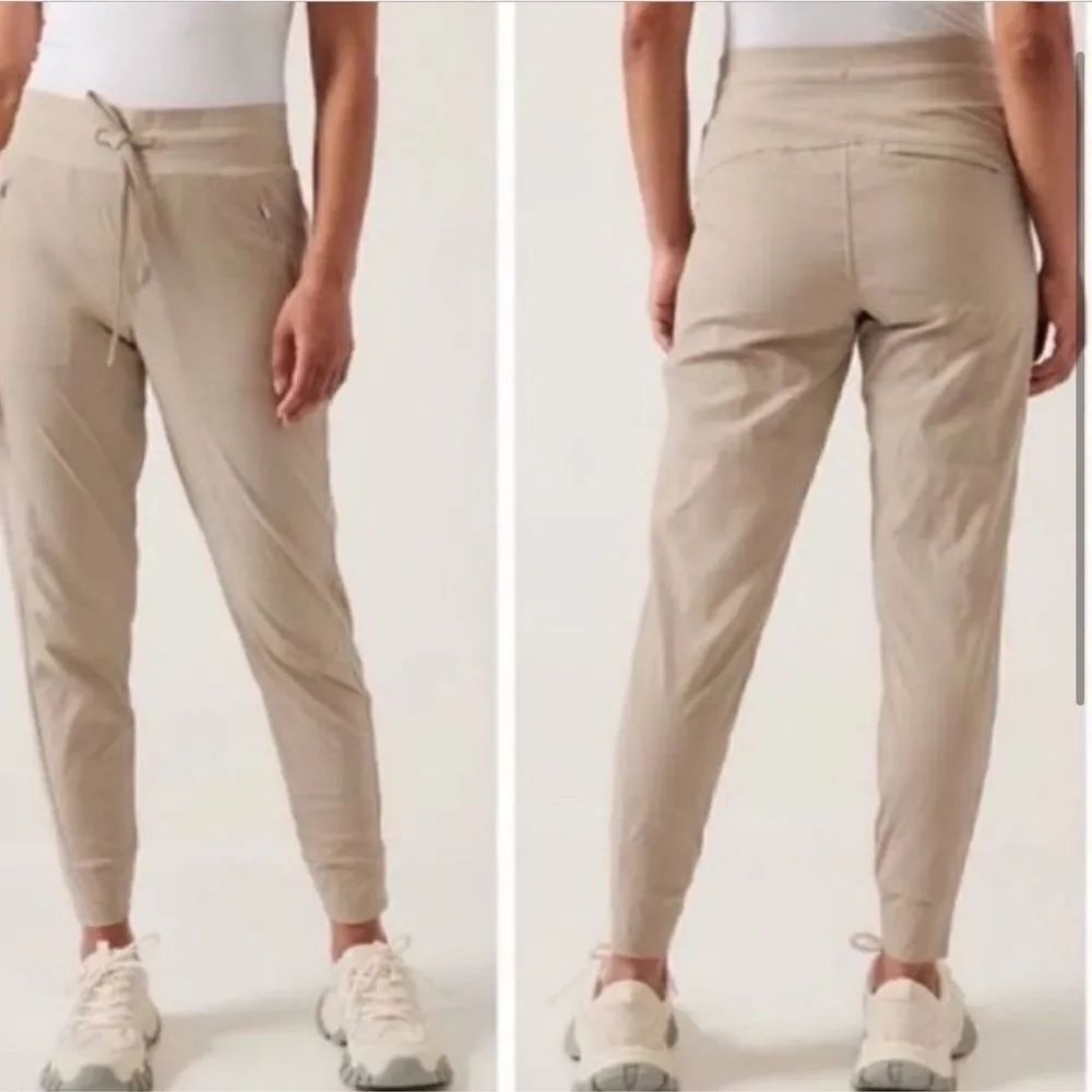 Athleta Trekkie North Jogger Beige Khaki